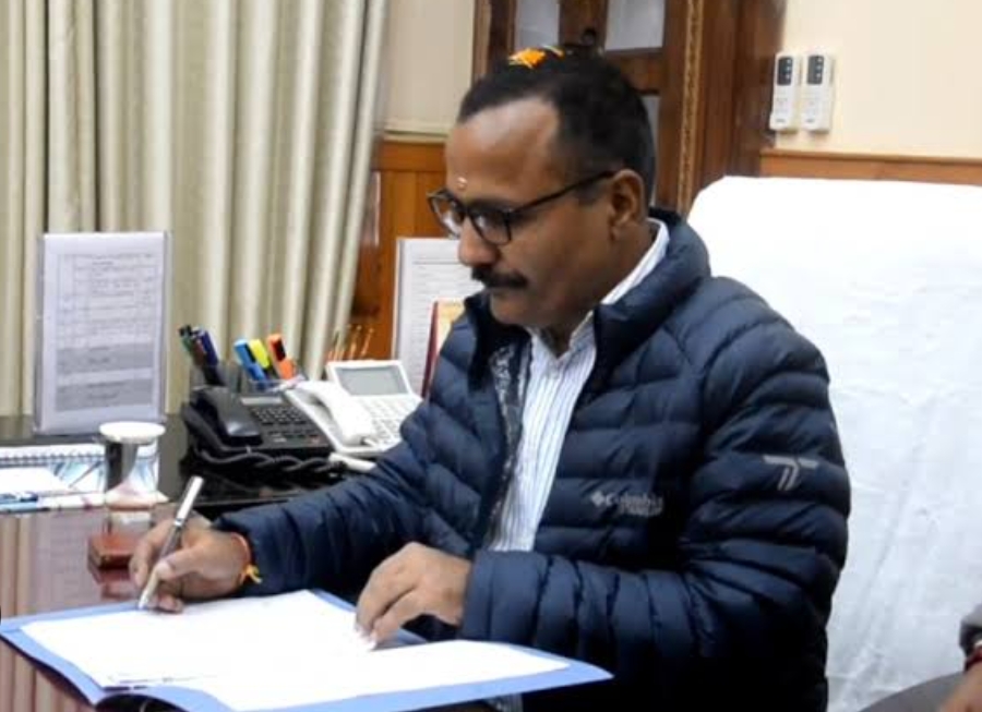 नैनीताल:  DM द्वारा 35 शस्त्र लाइसेंस किये गये निरस्त।