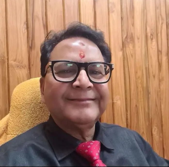 अल्मोड़ा:  मोबाइल बैंकिंग सेवा को RBI की मंजूरी, अल्मोड़ा अर्बन को-ऑपरेटिव बैंक की बड़ी उपलब्धि !