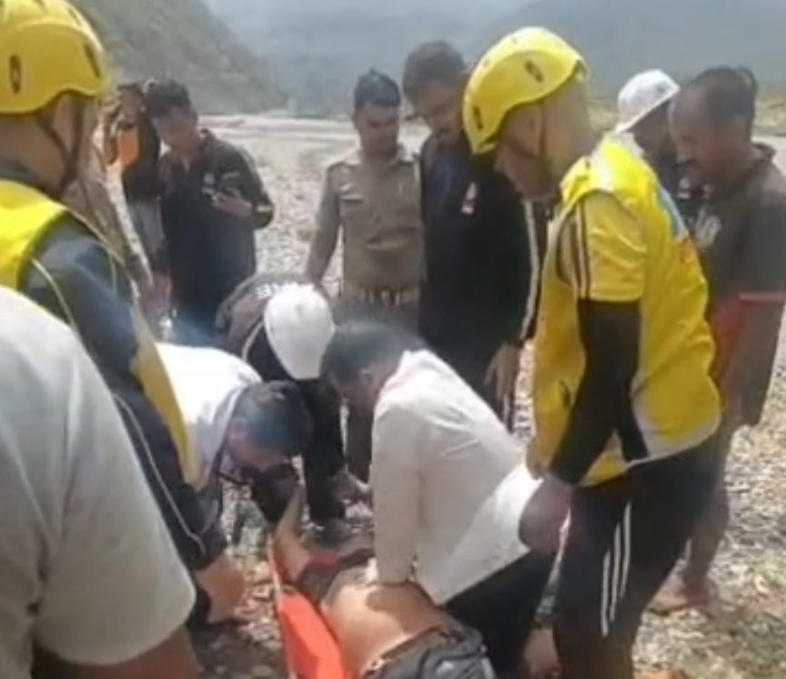 नैनीताल: कोसी नदी पार करते समय पैर फिसलने से 19 वर्षीय युवक की डूबकर मौत।